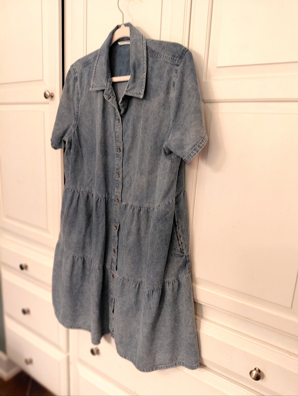 Denim Tiered Short-Sleeve Dress - Light Blue - Picture 3 of 10
